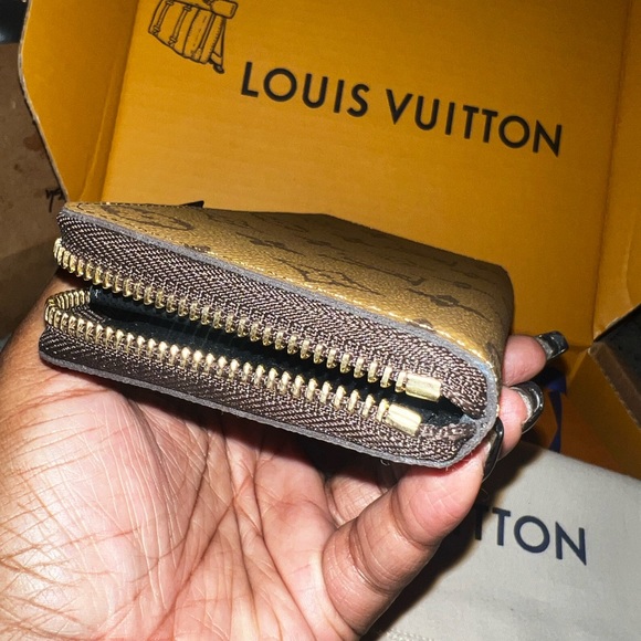 Authentic Louis Vuitton Wallet - Picture 10 of 15